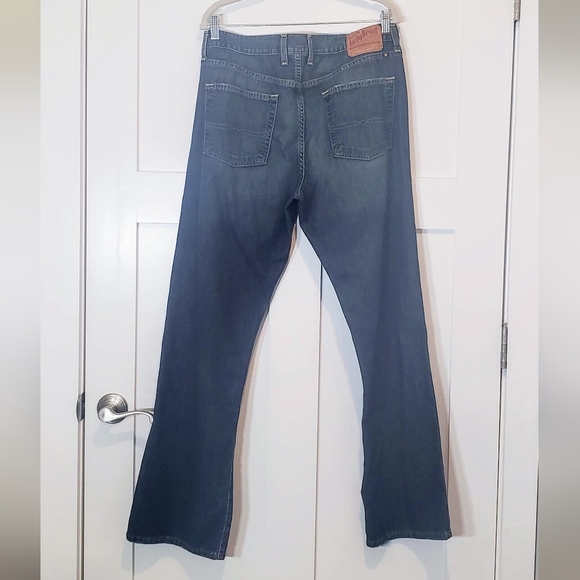 Lucky Brand Jeans 36X33 Button Fly Slim Bootleg 100% Cotton Style 7M10781 Fading - Picture 2 of 16